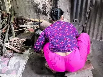 Red-hot Desi Step Step-sister gets her cock-squeezing twat boned in the kitchen by her Step Sonnie