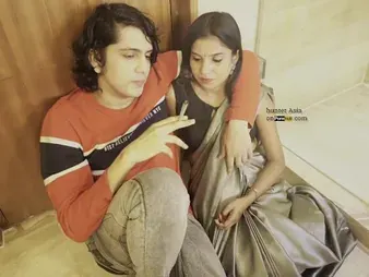 Observe cum-shot & gonzo act as Indian gf and Bf get down and muddy on the floor