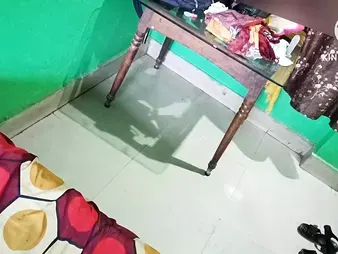 Stepmom and stepson go wild with XXL Indian booty & immense boobs