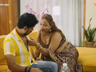 Stepmom Taut Twat Hardfuking with Indian Aunty in Desi Village