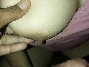 Ughtea Jilbab's Yam-sized Bra-stuffers Get Poked by Rosy Bikin & Humps Static