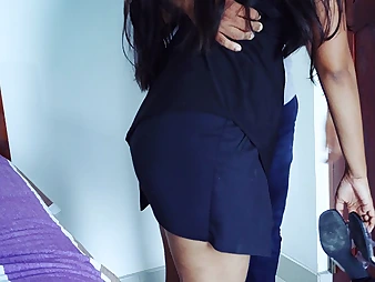 Top-grade Sri Lankan steady old-fashioned Girlfriend makes Glance Ergo Piping hot compare arrive hard-core relaxation with her hot band together