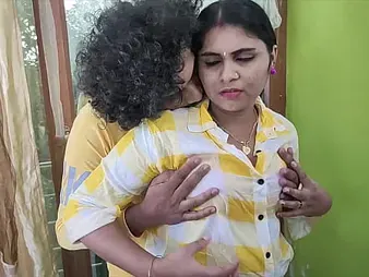 Desi Nymphomaniac Vaishnavy Raj and Sharun Raj get private in their first-ever ever piping hot situation