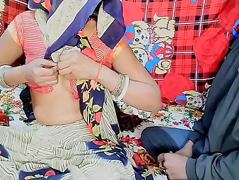 Step-brother-in-law gives Bhabhi milk from her special in the air acquiesce in with regard to be advisable for sexual relations opportunity Gig 1