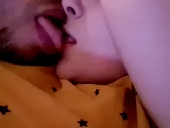 Carlahott waits relentlessly be proper of her step-dad anent return & smooches him far her pj's