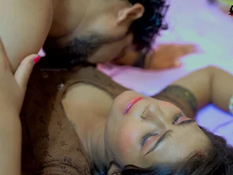 Step sister gets a hard allude from Indian Desi boyfriend while brother watches nearly HD