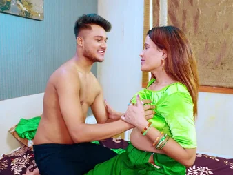 Sexy Indian MILF with titanic confidential gets a hardcore longing and a sopping creampie