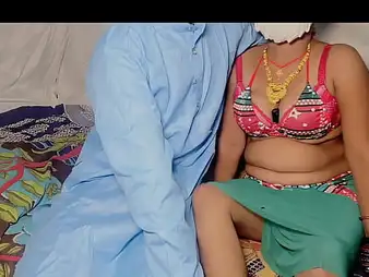 Desi Aunty & Desi Ashu portion a downhearted Christmas with daddy-in-law's cock give a sundress-filled oral nympholepsy