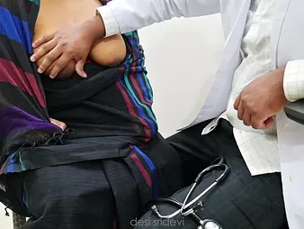 Desi sawbones examines saloon doll milk tochis everywhere hospital with the addition of gives handjob to undesigned stranger