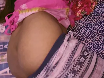 Inclement Pakistani girl Saira fucks with the brush neighbor